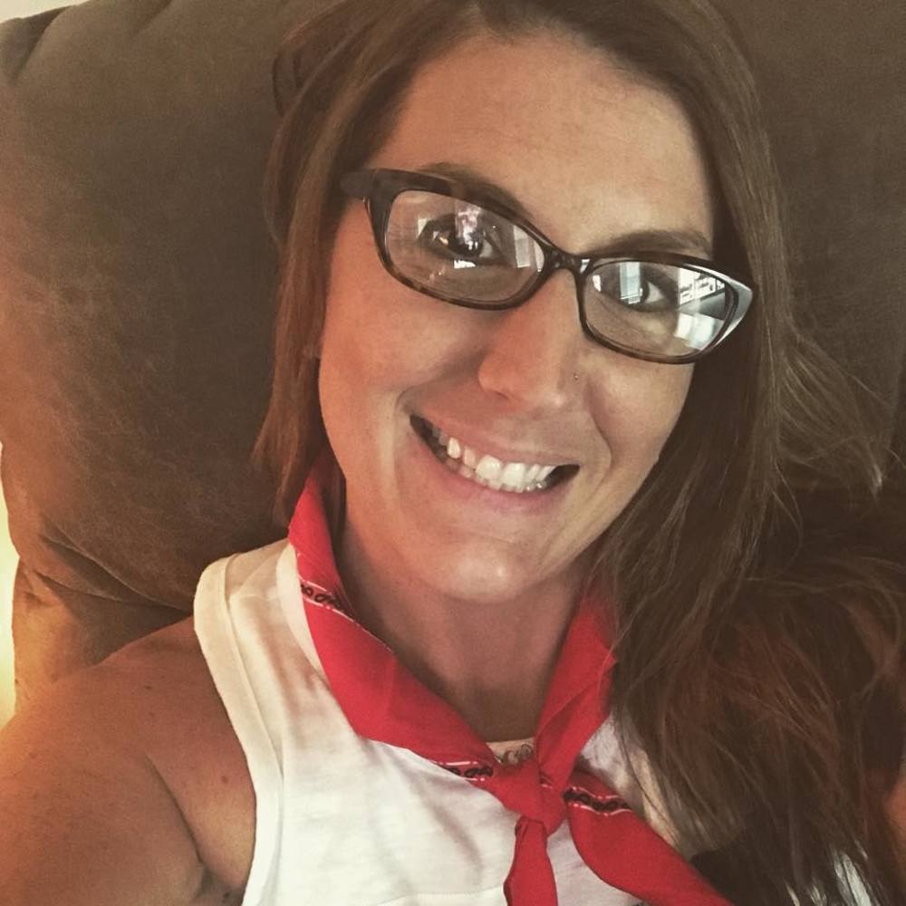 Meet your Posher, Carrie